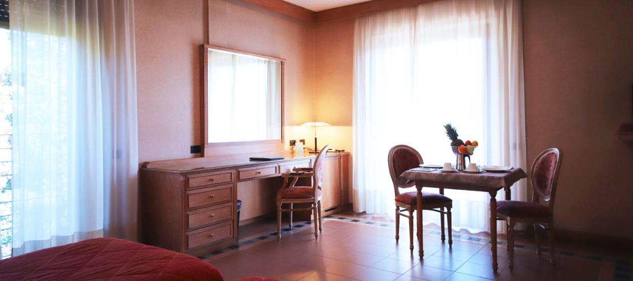 Monica Hotel Fiera Pregnana Milanese Zewnętrze zdjęcie