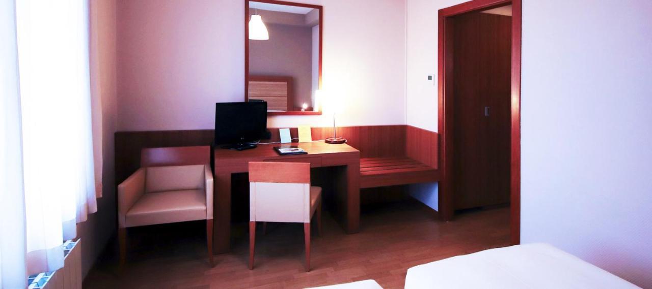 Monica Hotel Fiera Pregnana Milanese Zewnętrze zdjęcie