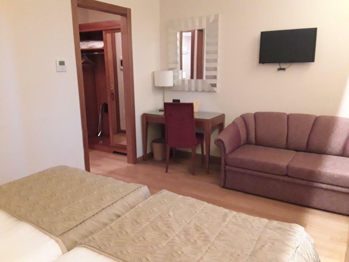 Monica Hotel Fiera Pregnana Milanese Zewnętrze zdjęcie